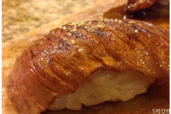 吃竹莢魚(yú)有什么注意的呢 孕婦可以吃竹莢魚(yú)嗎 吃竹莢魚(yú)有什么注意的呢 孕婦可以吃竹莢魚(yú)嗎