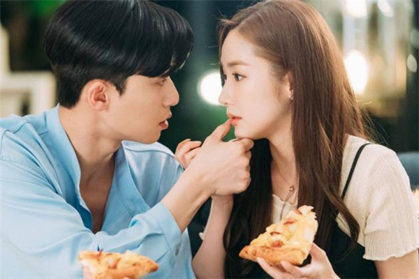 互相暗戀的人對(duì)視會(huì)有什么表現(xiàn) 互相暗戀卻不表白的原因 互相暗戀的人對(duì)視會(huì)有什么表現(xiàn) 互相暗戀卻不表白的原因