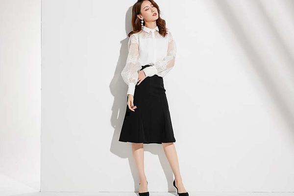 職業(yè)連衣裙的正確穿法 職業(yè)連衣裙怎么搭配好 職業(yè)連衣裙的正確穿法 職業(yè)連衣裙怎么搭配好