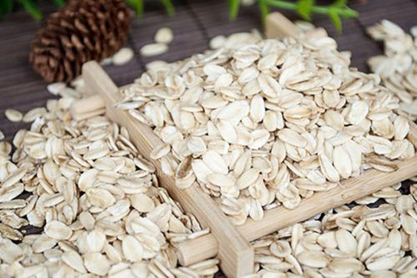 吃燕麥片最簡單的方法是什么 燕麥片能生吃嗎 吃燕麥片最簡單的方法是什么 燕麥片能生吃嗎