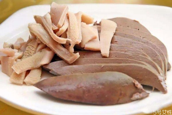 吃羊肝有什么注意的呢 羊肝應(yīng)該怎么挑選呢 吃羊肝有什么注意的呢 羊肝應(yīng)該怎么挑選呢