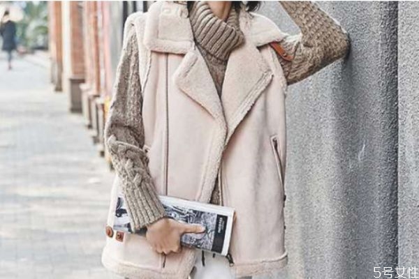 羊羔毛發(fā)黃能洗干凈嗎 白衣服發(fā)黃怎么洗白 羊羔毛發(fā)黃能洗干凈嗎 白衣服發(fā)黃怎么洗白