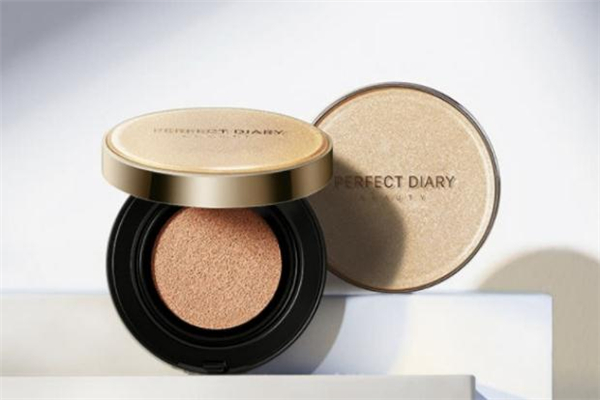 完美日記氣墊真假辨認(rèn) 完美日記氣墊和稚優(yōu)泉哪個(gè)好 完美日記氣墊真假辨認(rèn) 完美日記氣墊和稚優(yōu)泉哪個(gè)好