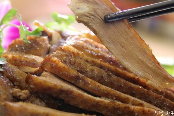 什么人不能吃鵝肉呢 孕婦可以吃鵝肉嗎 什么人不能吃鵝肉呢 孕婦可以吃鵝肉嗎