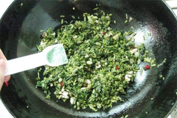 雪里紅可以包餃子嗎 雪里紅餃子餡怎么做 雪里紅可以包餃子嗎 雪里紅餃子餡怎么做