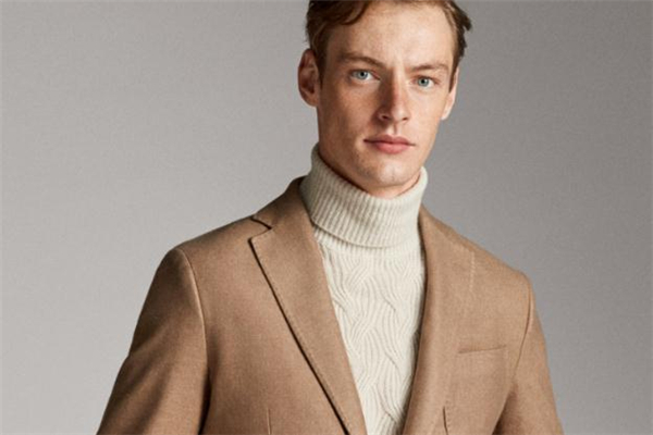 男生高領毛衣配什么外套 男生高領毛衣搭配圖片 男生高領毛衣配什么外套 男生高領毛衣搭配圖片