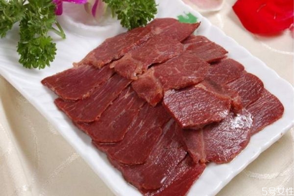 驢肉有什么營養(yǎng)價(jià)值呢 吃驢肉有什么注意的嗎 驢肉有什么營養(yǎng)價(jià)值呢 吃驢肉有什么注意的嗎