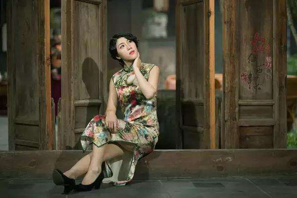 不同年齡穿什么旗袍 不同氣質(zhì)怎么選旗袍 不同年齡穿什么旗袍 不同氣質(zhì)怎么選旗袍