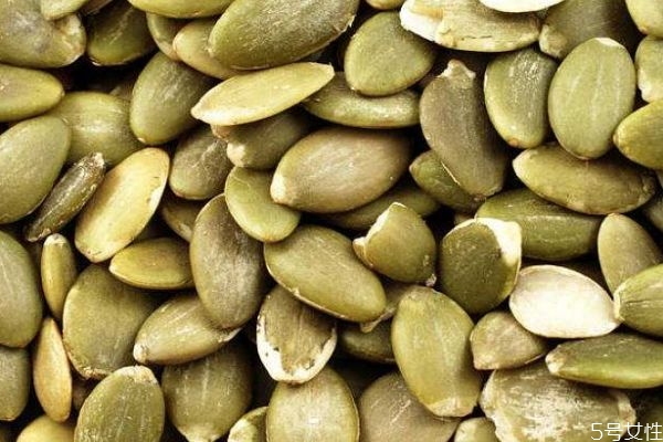 南瓜籽有什么營(yíng)養(yǎng)價(jià)值呢 吃南瓜籽有什么好處呢 南瓜籽有什么營(yíng)養(yǎng)價(jià)值呢 吃南瓜籽有什么好處呢