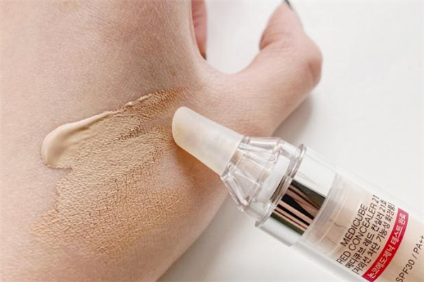 樂得遮瑕液怎么打開 樂得遮瑕液在哪里買 樂得遮瑕液怎么打開 樂得遮瑕液在哪里買