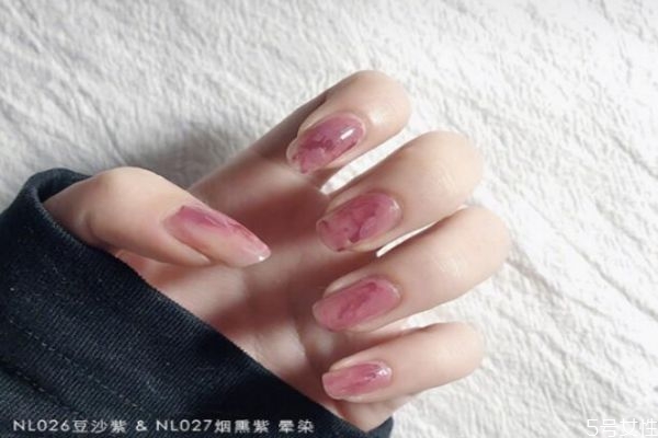 2020性冷淡美甲有哪些 性冷淡風(fēng)格美甲圖片 2020性冷淡美甲有哪些 性冷淡風(fēng)格美甲圖片