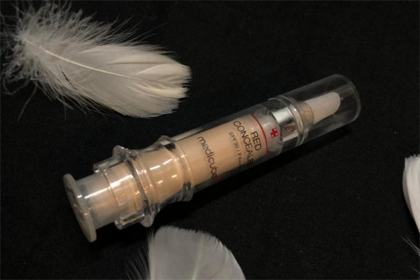 樂得遮瑕液怎么打開 樂得遮瑕液在哪里買 樂得遮瑕液怎么打開 樂得遮瑕液在哪里買