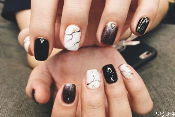 2020性冷淡美甲有哪些 性冷淡風(fēng)格美甲圖片 2020性冷淡美甲有哪些 性冷淡風(fēng)格美甲圖片
