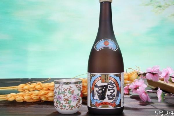 什么是燒酒呢 燒酒一般的度數(shù)是多高呢 什么是燒酒呢 燒酒一般的度數(shù)是多高呢