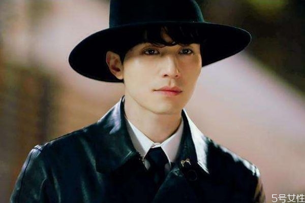 什么是丹鳳眼呢 丹鳳眼好看嗎 什么是丹鳳眼呢 丹鳳眼好看嗎