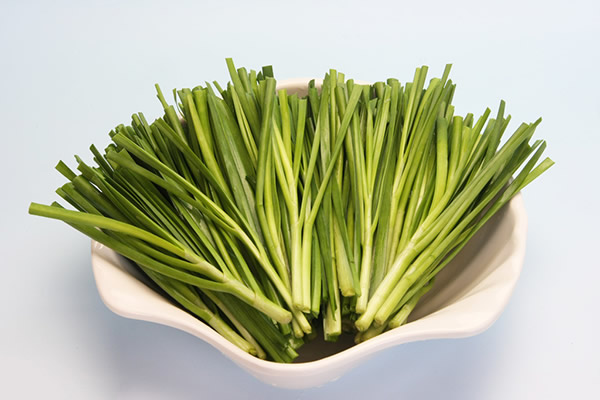 韭菜一天適合吃多少 韭菜幾天吃一次好 韭菜一天適合吃多少 韭菜幾天吃一次好