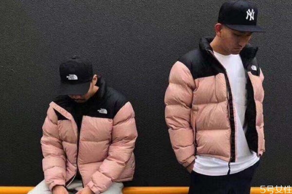 羽絨服要洗過才穿嗎 羽絨服沒怎么穿要洗么 羽絨服要洗過才穿嗎 羽絨服沒怎么穿要洗么