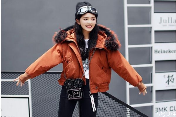 羽絨服是掛放還是疊放 正確收納羽絨服 羽絨服是掛放還是疊放 正確收納羽絨服