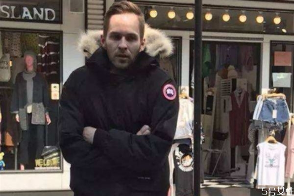 大鵝羽絨服是什么牌子 大鵝羽絨服為什么價(jià)格貴 大鵝羽絨服是什么牌子 大鵝羽絨服為什么價(jià)格貴