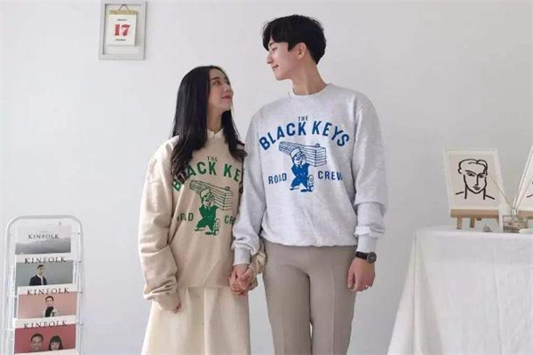 愛一個人需要理由嗎 愛一個人需要回報嗎 愛一個人需要理由嗎 愛一個人需要回報嗎