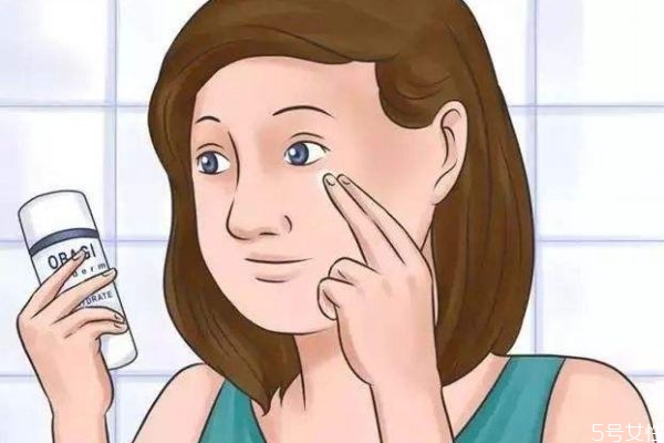 妝前乳有什么作用呢 妝前乳應(yīng)該怎么挑選呢 妝前乳有什么作用呢 妝前乳應(yīng)該怎么挑選呢