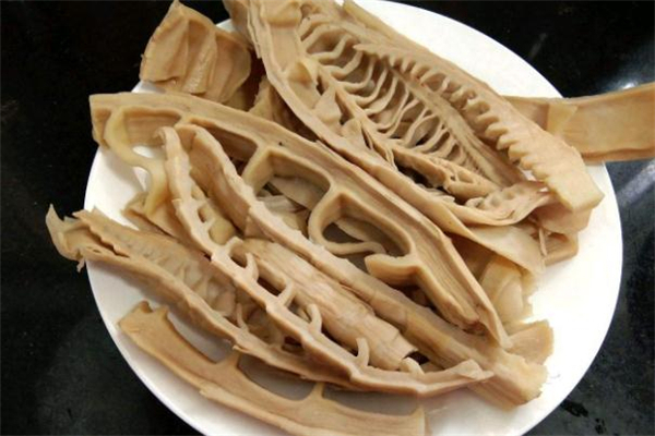 筍干和玉蘭片的區(qū)別 筍干和玉蘭片是一種食物嗎 筍干和玉蘭片的區(qū)別 筍干和玉蘭片是一種食物嗎