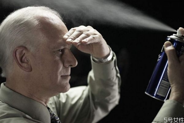 發(fā)膠的作用是什么呢 應該怎么使用發(fā)膠呢