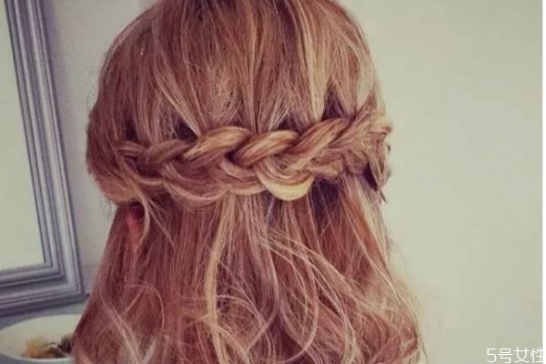 什么是公主頭呢 公主頭應該扎呢 什么是公主頭呢 公主頭應該扎呢