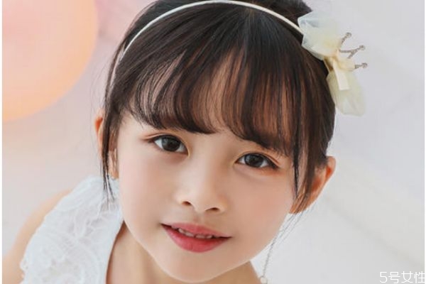 什么是公主頭呢 公主頭應該扎呢 什么是公主頭呢 公主頭應該扎呢