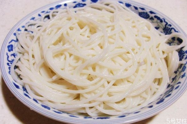 什么是米粉呢 米粉有什么營養(yǎng)價值呢 什么是米粉呢 米粉有什么營養(yǎng)價值呢