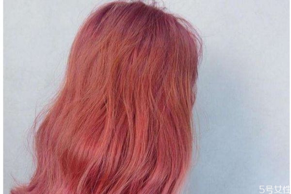 什么是漂染呢 漂染有什么注意的呢 什么是漂染呢 漂染有什么注意的呢