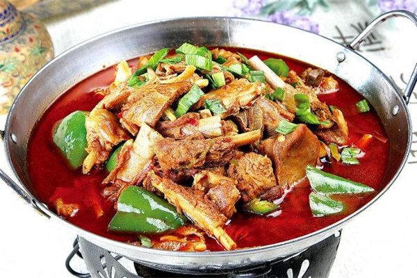 羊肉火鍋可以經常吃嗎 羊肉火鍋吃多了會怎樣 羊肉火鍋可以經常吃嗎 羊肉火鍋吃多了會怎樣
