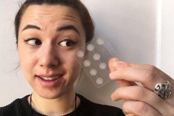 隱形痘痘貼是什么 隱形痘痘貼有用嗎 隱形痘痘貼是什么 隱形痘痘貼有用嗎