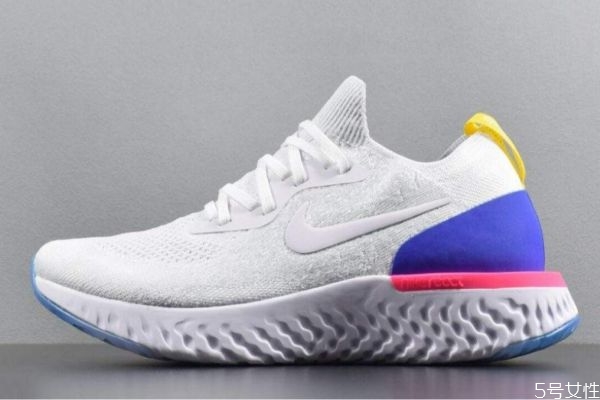 2020年熱門及冷門球鞋集合 復(fù)古風(fēng)白球鞋推薦 2020年熱門及冷門球鞋集合 復(fù)古風(fēng)白球鞋推薦