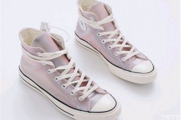 匡威鐳射果凍在哪買 匡威聯(lián)名七彩果凍鐳射價格 匡威鐳射果凍在哪買 匡威聯(lián)名七彩果凍鐳射價格