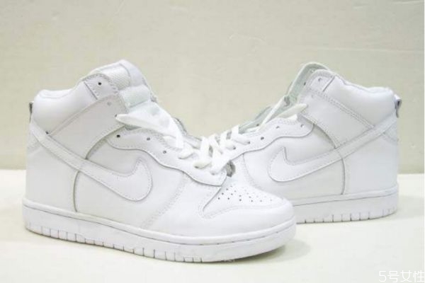 高幫鞋鞋帶系法不露頭 高幫鞋配什么長(zhǎng)度襪子 高幫鞋鞋帶系法不露頭 高幫鞋配什么長(zhǎng)度襪子