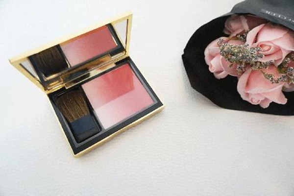 腮紅修容的方法有哪些 腮紅刷怎么選 腮紅修容的方法有哪些 腮紅刷怎么選