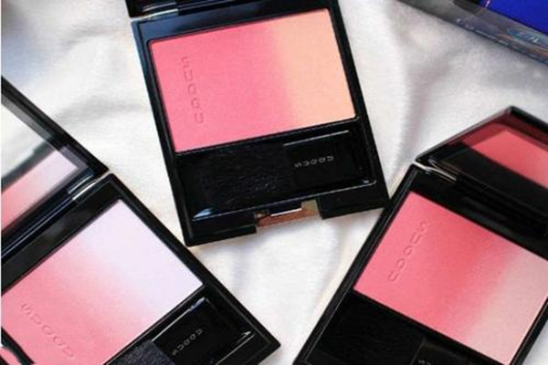 腮紅修容的方法有哪些 腮紅刷怎么選 腮紅修容的方法有哪些 腮紅刷怎么選