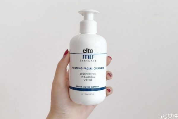 無(wú)泡潔面奶好用嗎 無(wú)泡潔面奶有清潔的效果嗎