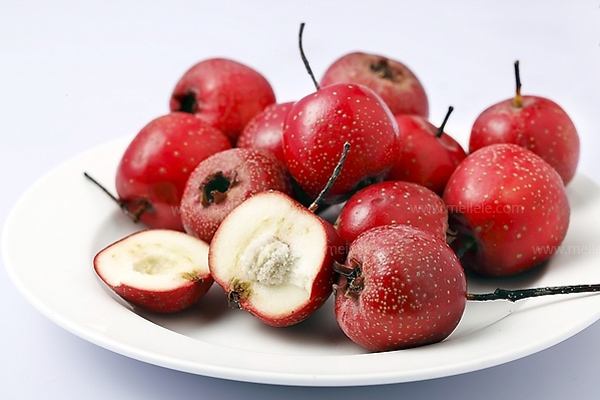 山楂變色了還能吃嗎 山楂切開后怎么能不氧化 山楂變色了還能吃嗎 山楂切開后怎么能不氧化