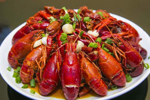 龍蝦頭部能吃嗎 吃了龍蝦頭部會怎樣 龍蝦頭部能吃嗎 吃了龍蝦頭部會怎樣