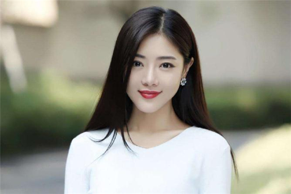 碳黑色和黑色的區(qū)別 碳黑色和黑色哪個更黑 碳黑色和黑色的區(qū)別 碳黑色和黑色哪個更黑