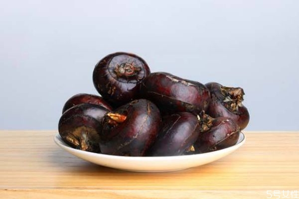 荸薺有什么營養(yǎng)價值 吃荸薺的好處有什么 荸薺有什么營養(yǎng)價值 吃荸薺的好處有什么