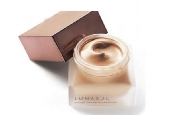 lunasol粉霜怎么樣 lunasol粉霜適合膚質(zhì) lunasol粉霜怎么樣 lunasol粉霜適合膚質(zhì)