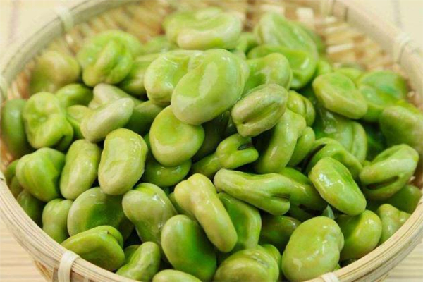 蠶豆生吃有毒嗎 蠶豆生吃好還是熟吃好 蠶豆生吃有毒嗎 蠶豆生吃好還是熟吃好