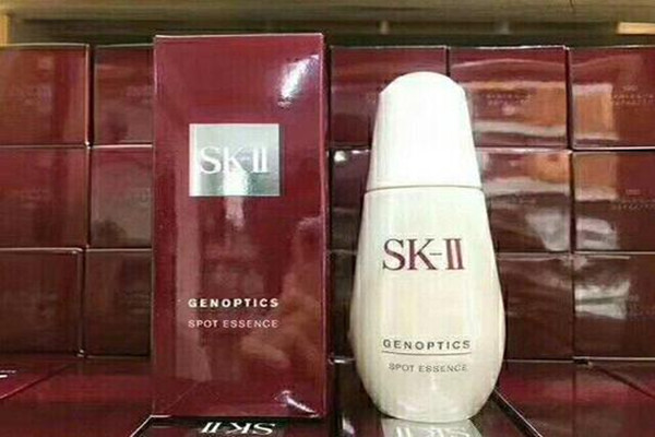 為什么用完小銀瓶斑越來越多 skll小燈泡和小銀瓶的區(qū)別 為什么用完小銀瓶斑越來越多 skll小燈泡和小銀瓶的區(qū)別