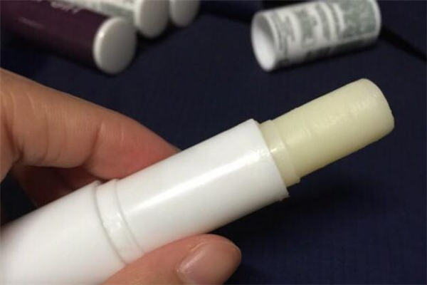 歐緹麗唇膏成分 歐緹麗唇膏孕婦能用嗎 歐緹麗唇膏成分 歐緹麗唇膏孕婦能用嗎