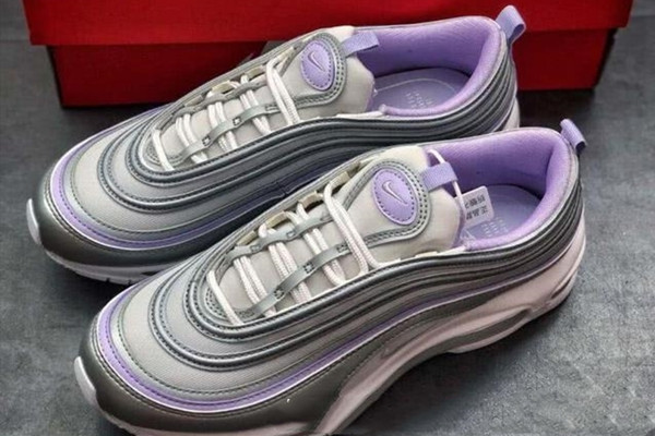 耐克AirMax97銀紫配色細(xì)節(jié)測(cè)評(píng) 個(gè)性又時(shí)尚的鞋子 耐克AirMax97銀紫配色細(xì)節(jié)測(cè)評(píng) 個(gè)性又時(shí)尚的鞋子