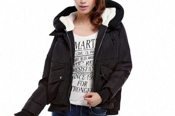 短款羽絨服如何搭配 短款羽絨服配什么裙子 短款羽絨服如何搭配 短款羽絨服配什么裙子