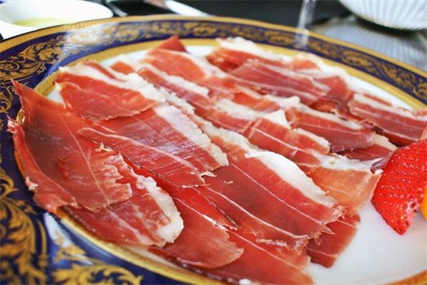西班牙火腿是什么動物的腿 西班牙火腿制作過程 西班牙火腿是什么動物的腿 西班牙火腿制作過程